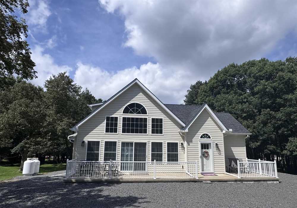 Featured Listing Photo, click to view listing